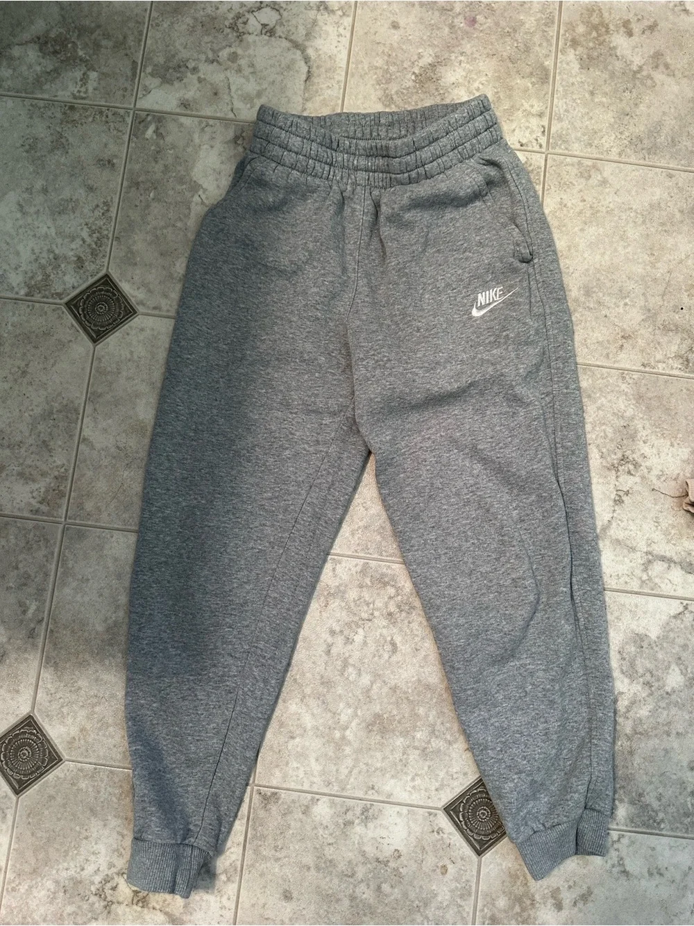 Boys 5 piece Nike Mixed Tops & Gray Joggers Sets - Teal, Beige, Black, Gray M/L